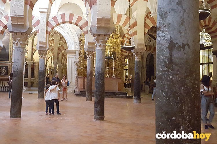 Mezquita-Catedral y turismo