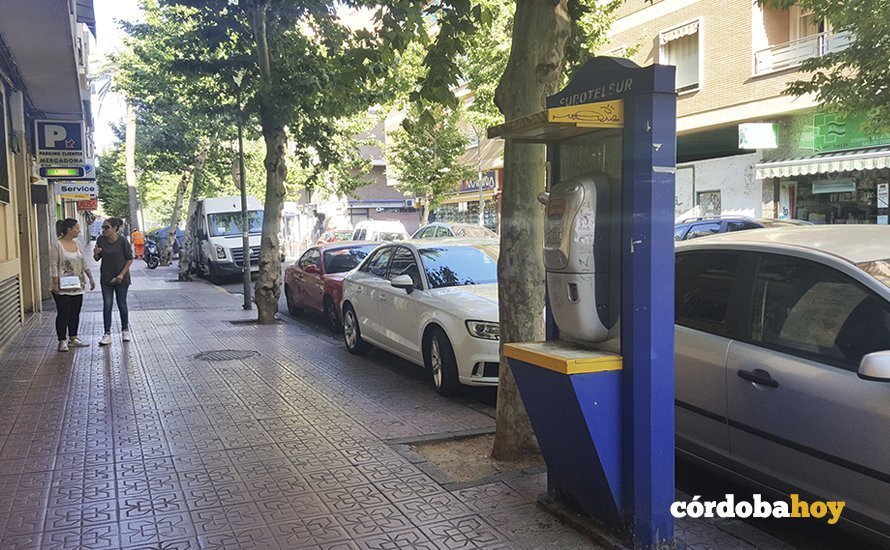Aparcamientos en la calle Santa Rosa de Córdoba