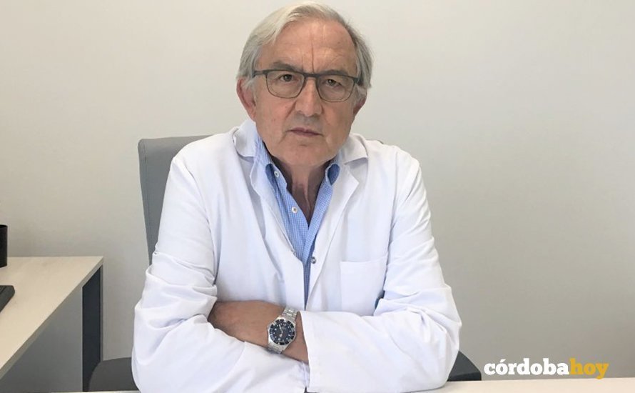 El doctor Juan Gómez, del Quirónsalud de Córdoba