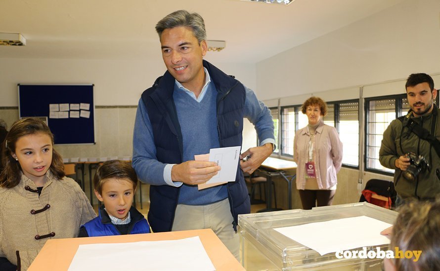 Andrés Lorite vota
