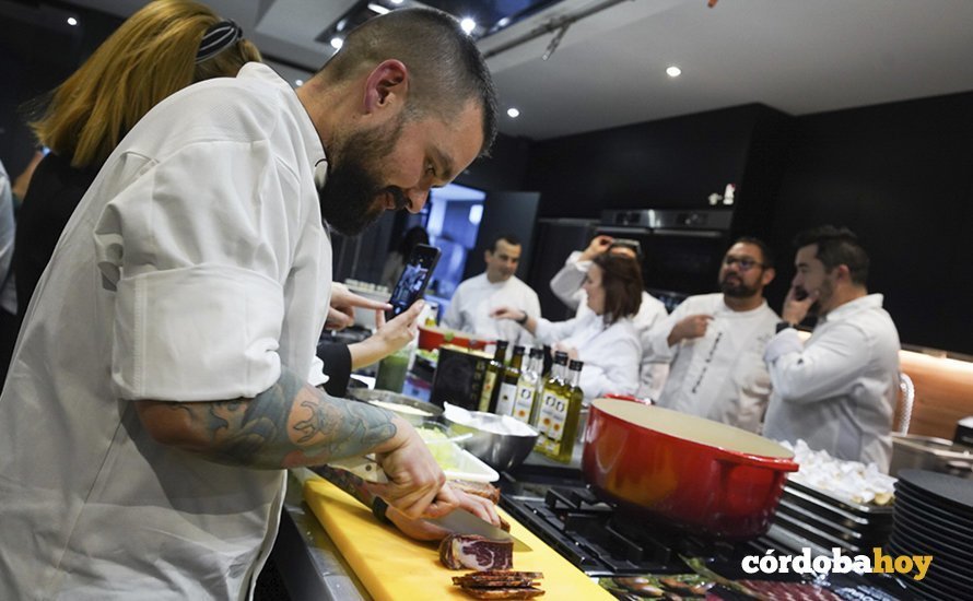 Cena promocional de la gastronomía cordobesa en el espacio Kitchen Club de Madrid 2