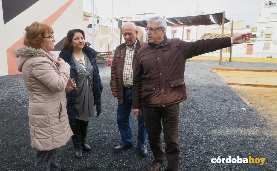 Visita del grupo municipal socialista al antiguo cine Andalucía