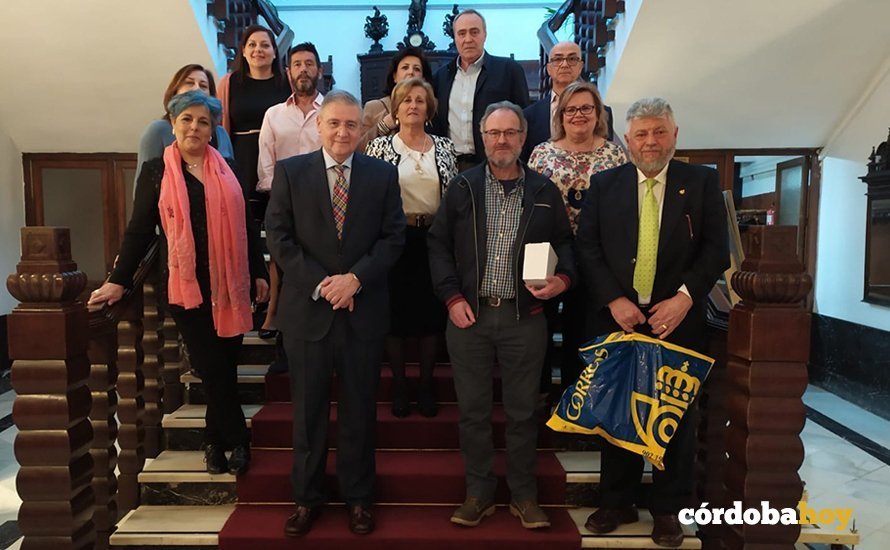 Homenaje a los jubilados de correos en el Real Círculo de la Amistad de Córdoba