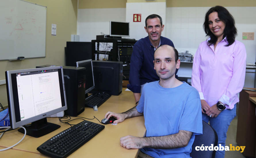 El equipo de investigación que han participado en el estudio, Francisco Javier Rodríguez, Juan Carlos Gámez y Amelia Zafra