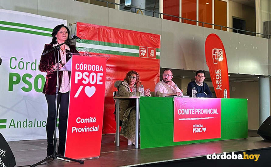 La secretaria general del PSOE de Córdoba, Rafi Crespín, este sábado en el Comité Provincial celebrado en Cabra