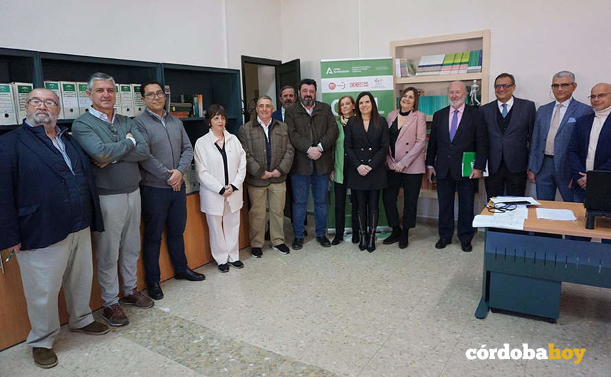 Participantes en la comisión permanente del Consejo Andaluz de Relaciones Laborales