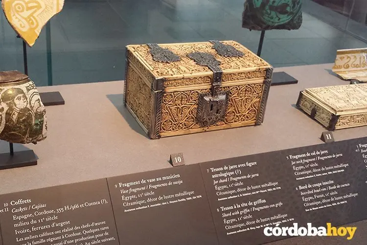 CAJA LOUVRE DEF