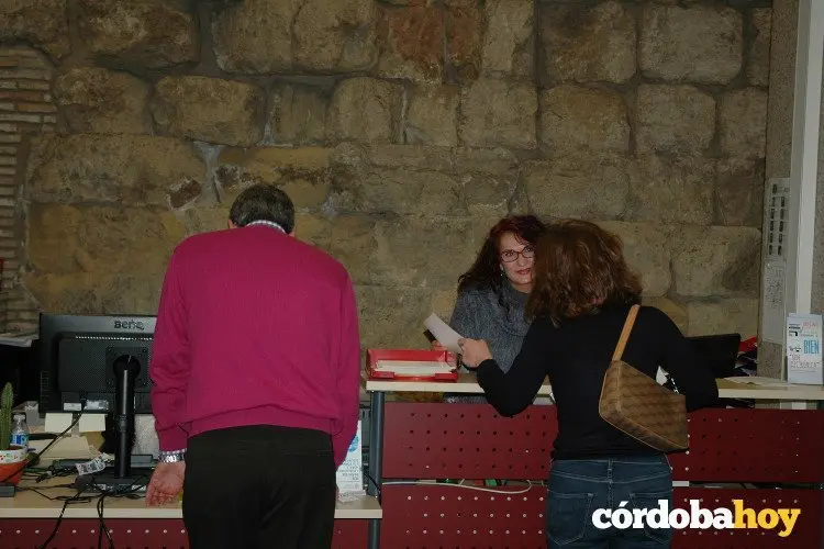 Atenci&oacute;n al p&uacute;blico del Ayuntamiento Capitulares