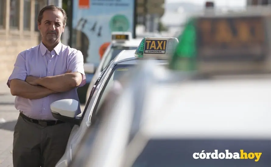 CORDOBA. 15/07/2016. ENTREVISTA A MIGUEL RUANO DE RADIO TAXI. FOTO: ROLDAN SERRANO. CORDOBA HOY.