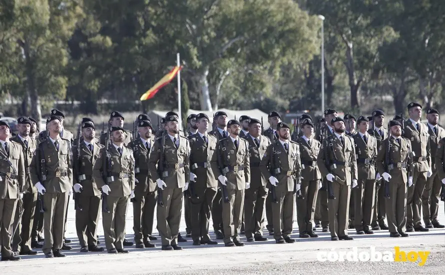 CORDOBA. 08/12/2016. DESFILE MILITAR EN CERRO MURIANO CON MOTIVO DEL DIA DE LA INMACULADA. FOTO: ROLDAN SERRANO. CORDOBA HOY.