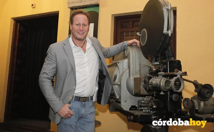 CORDOBA. 15/12/2016. ENTREVISTA A GERARDO OLIVARES EN LA FILMOTECA. FOTO: ROLDAN SERRANO. CORDOBA HOY.