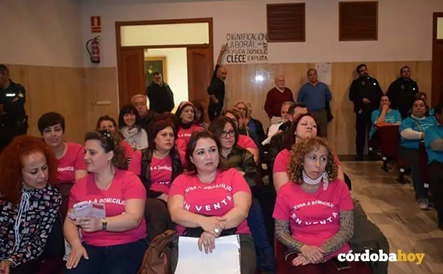 protesta clece ayuda domicilio