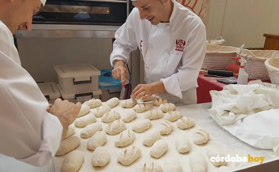 elaboraci&oacute;n de pan
