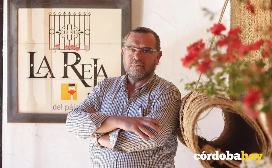 CORDOBA. 18/05/2017. ENTREVISTA A RAFAEL BOCERO EN LA CASETA LA REJA. FOTO: ROLDAN SERRANO. CORDOBA HOY.