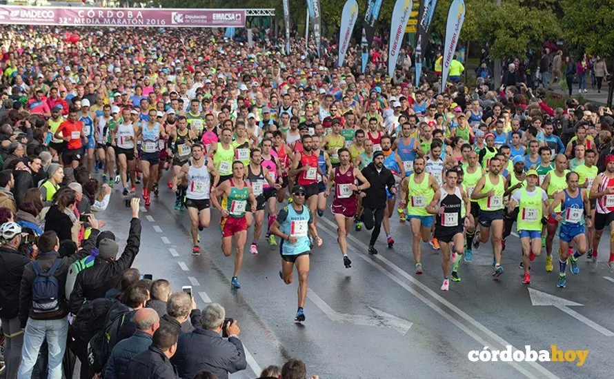 Media maraton salida
