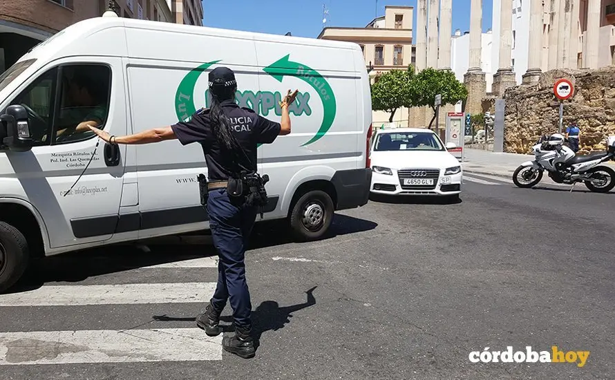 Polic&iacute;a Local y tr&aacute;fico