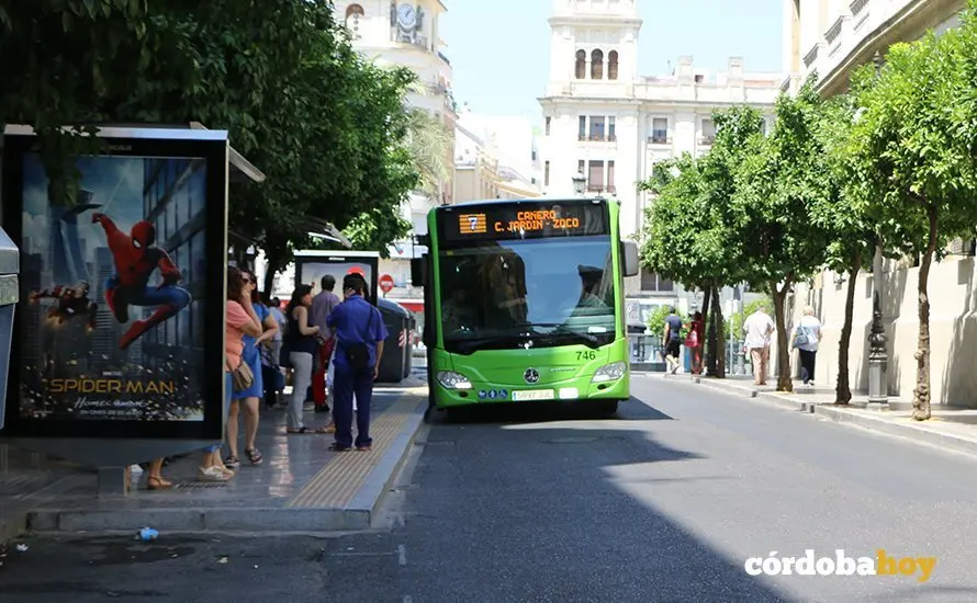 Autob&uacute;s