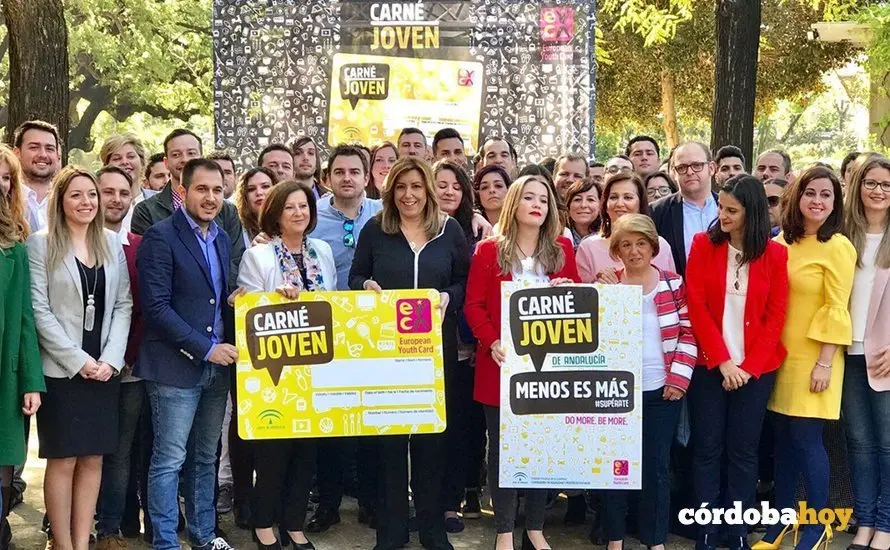 Presentaci&oacute;n por la Junta del Carn&eacute; Joven Europeo
