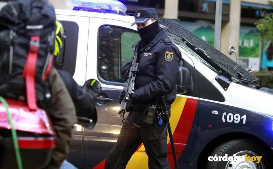 Agente de la Unidad de Prevenci&oacute;n y Reacci&oacute;n