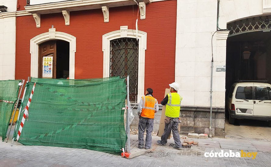 Obras del hotel que se está ejecutando en la calle García Lovera