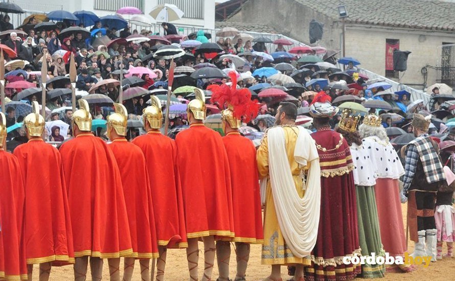Auto Sacramental de los Reyes Magos de El Viso con lluvia en 2018