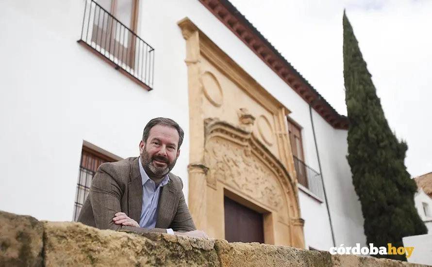 Adolfo Molina 8