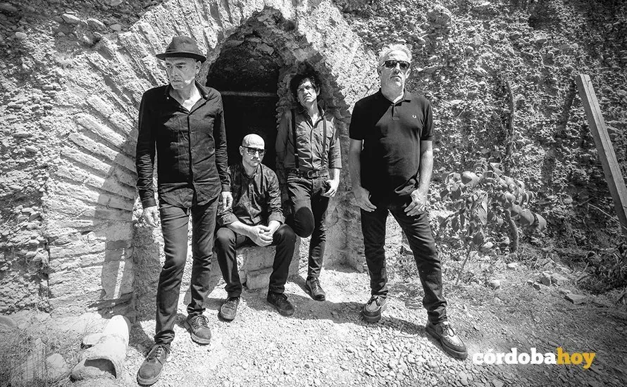 Los miembros de Lagartija Nick