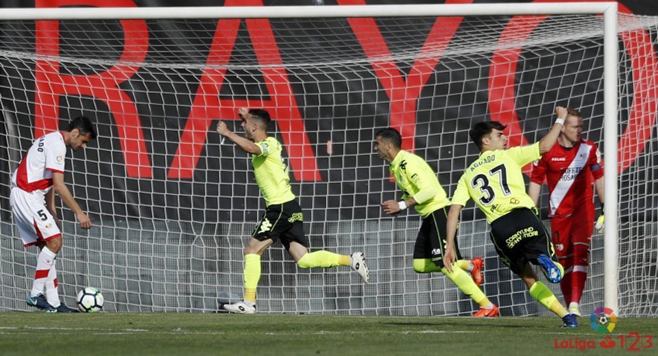 Fernández celebra su gol