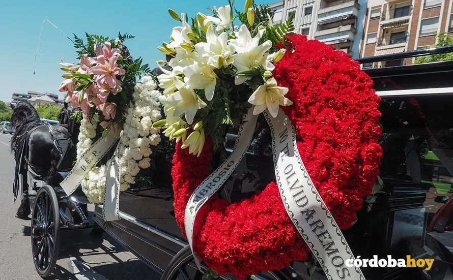 Funeral por el empleo 13