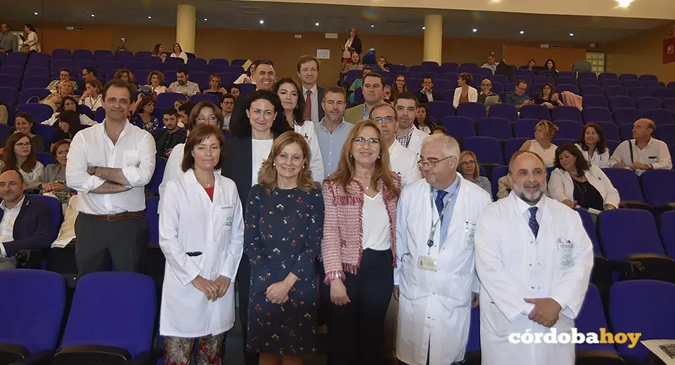 la consejera de Salud inaugura la I Jornada sobre  antibioterapia domiciliaria.