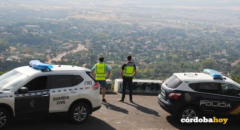 Polic&iacute;a Nacional y Guardia Civil en Trassierra