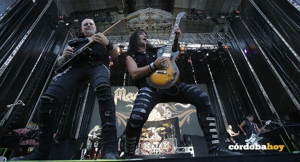 Mago de Oz como tesoneros en el concierto de Kiss en C&oacute;rdoba en el Festival de la Guitarra de 2018