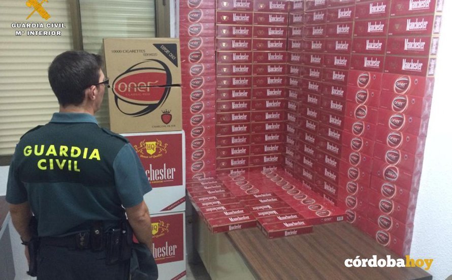 Cajetillas de tabaco de contrabando decomisadas por la Guardia Civil en La Rambla