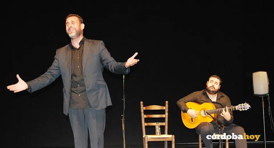 El cantaor Raúl Alcántara