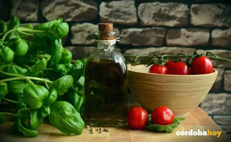 Aceite y tomate