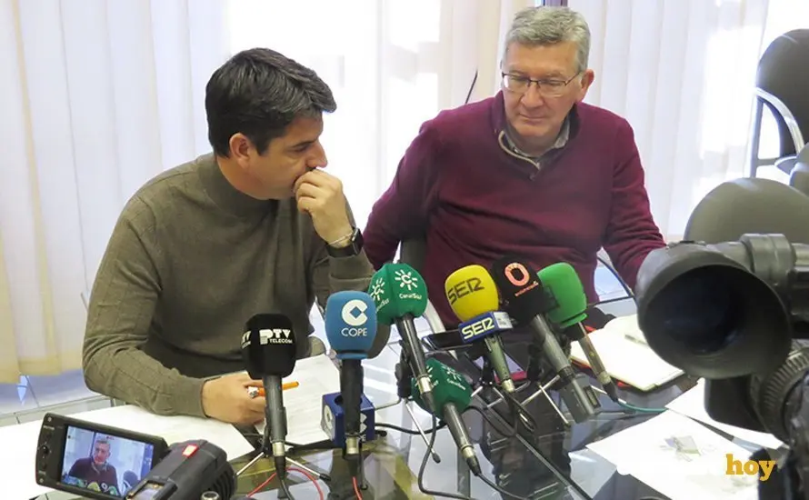 Pedro Garc&iacute;a y Emilio Garc&iacute;a, en la Gerencia de Urbanismo