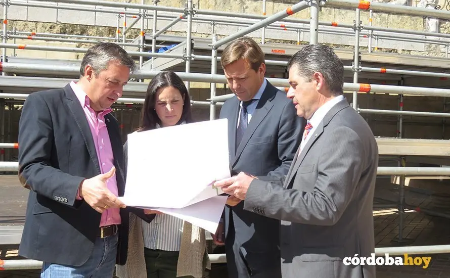 Encuentro entre la Junta y la Agrupaci&oacute;n para hablar de la Carrera Oficial 1