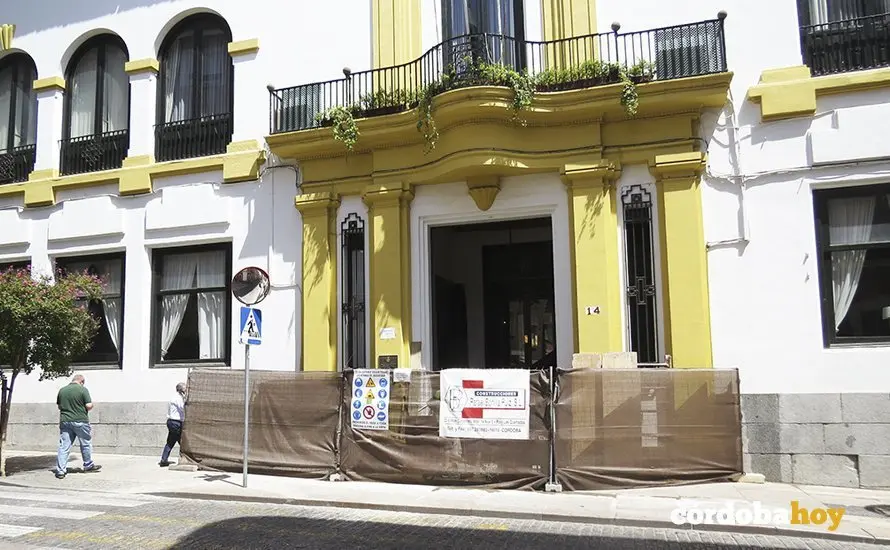 Entrada del Real C&iacute;rculo de la Amistad