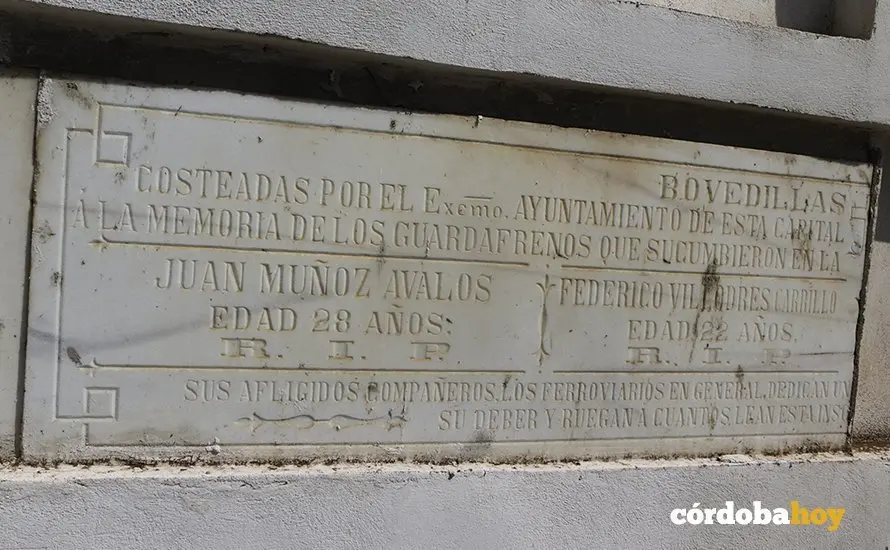 Losas curiosas del cementerio de Nuestra Se&ntilde;ora de la Salud 1