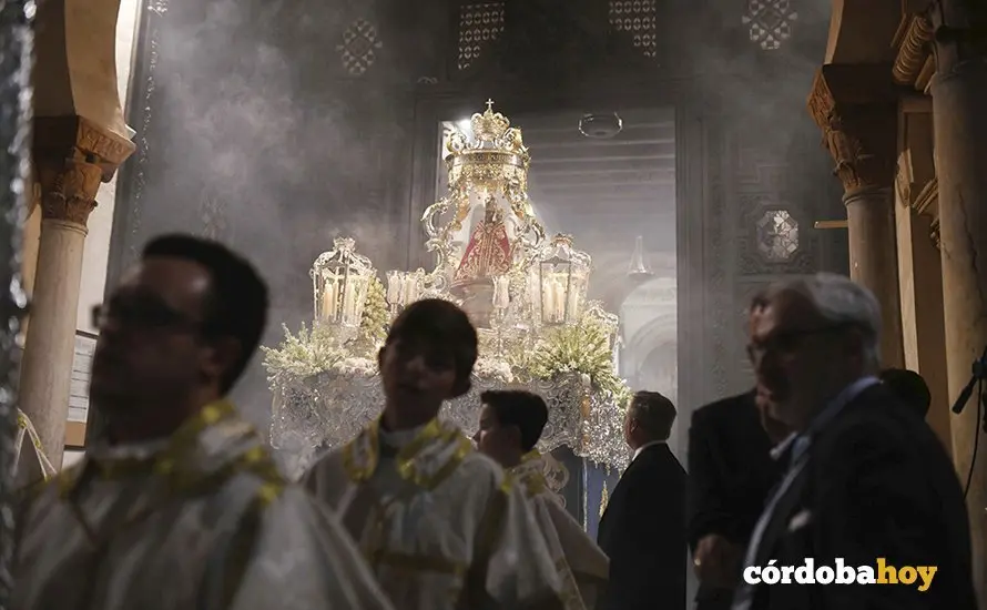Procesi&oacute;n de la Vel&aacute; de la Fuensanta 1
