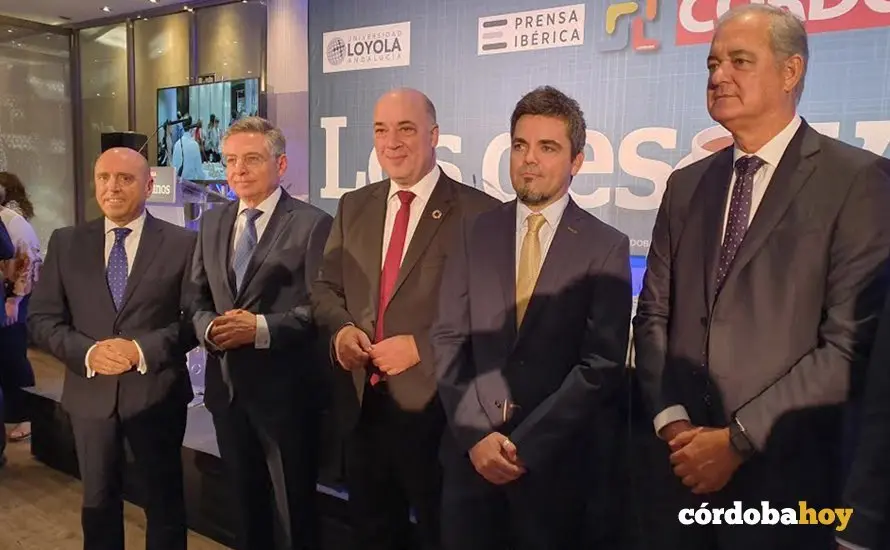 Antonio Ruiz (centro) en los Desayunos de Diario C&oacute;rdoba