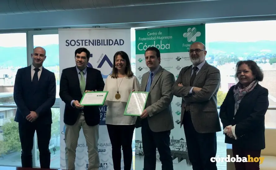 Acto de entrega del diploma Bonus a Emacsa