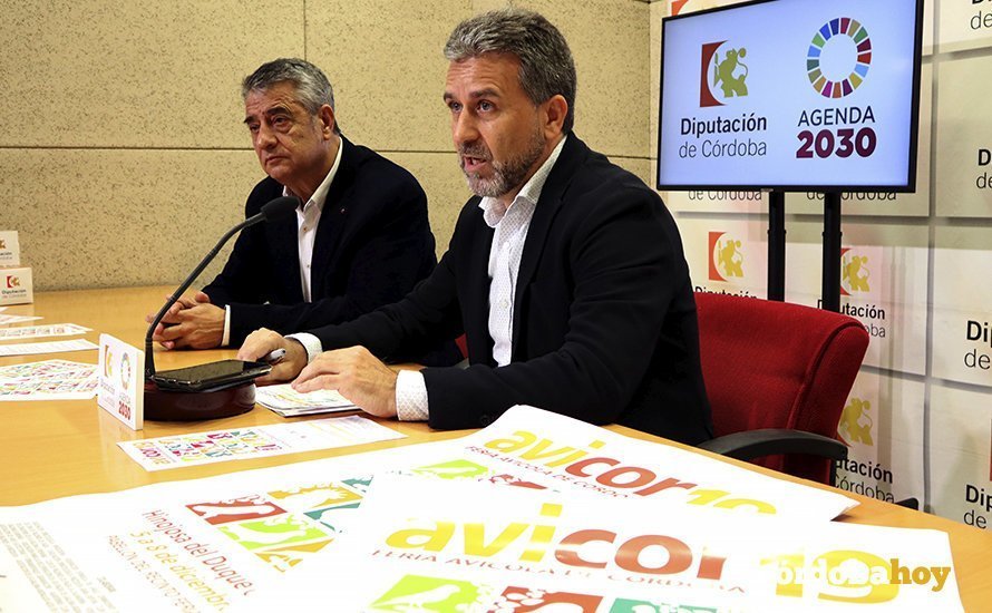 Matías González y Francisco Ángel Sanchez en la presentación de Avicor 2019
