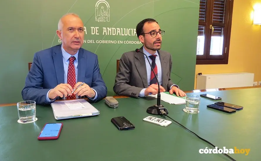 El viceconsejero de Empleo, Miguel &Aacute;ngel Garc&iacute;a, y el delegado de empleo, &Aacute;ngel Herrador
