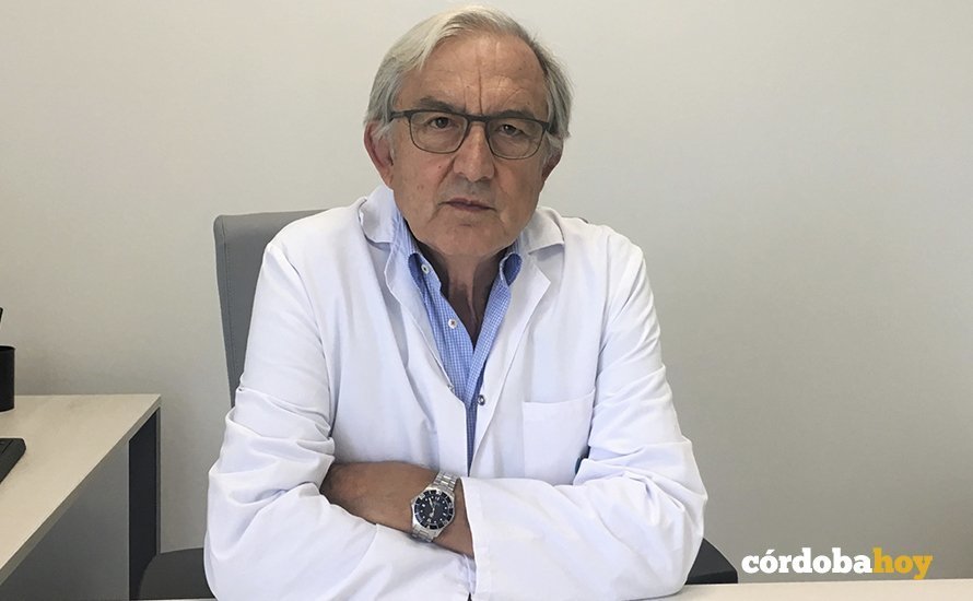 El doctor Joaquín Gómez Vázquez, jefe de la Unidad de Diabetes Infantil