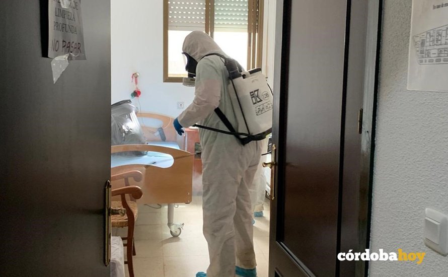 Desinfecciones en residencias cordobesas en los primeros compases de la enfermedad