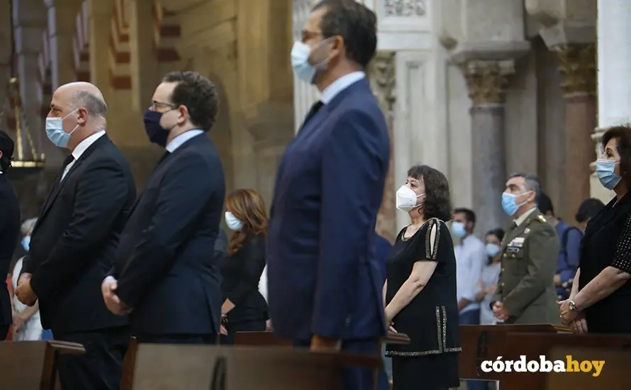 Misa del obispo 3