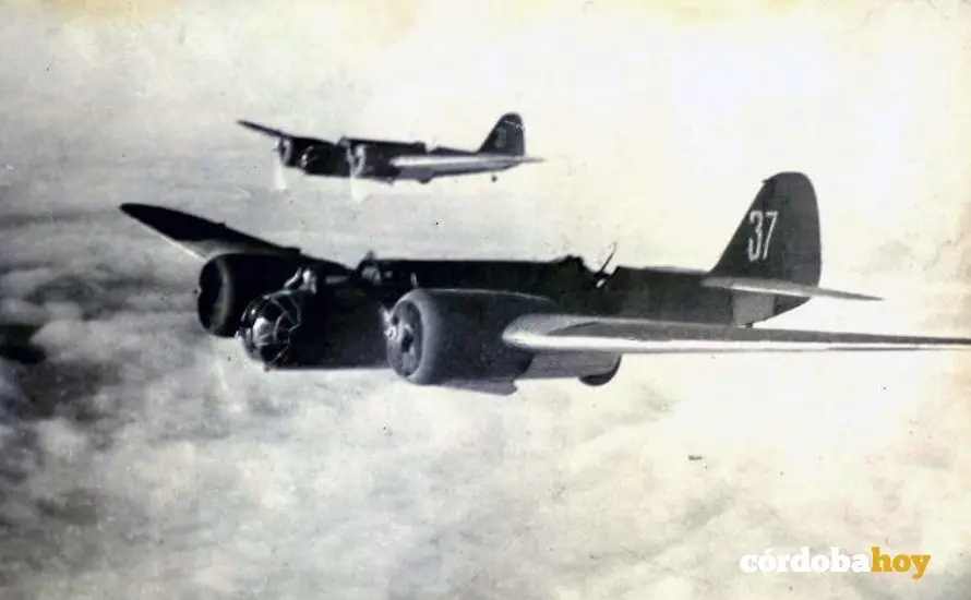 Aviones Katiuska sobrevolando los cielos en la Guerra Civil Espa&ntilde;ola