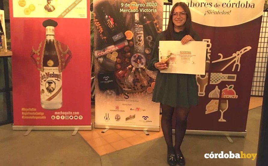 Elena Iosub, ganadora del concurso Cocktail Córdoba