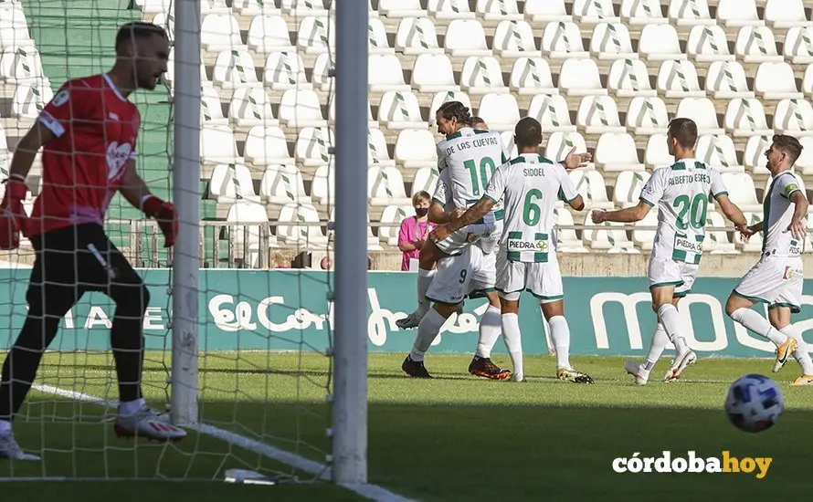 Celebraci&oacute;n del gol del CCF ante el Lorca